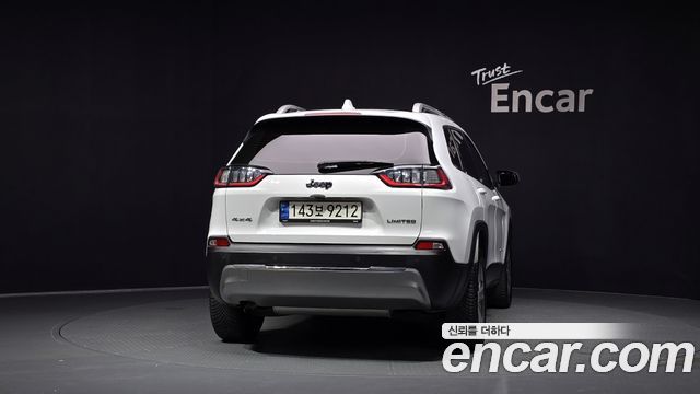 Jeep Cherokee 2021 — photo 4