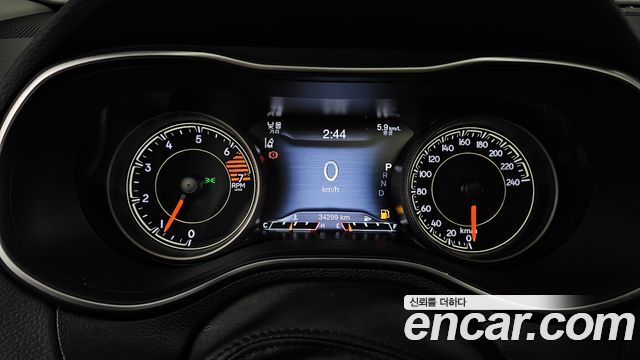 Jeep Cherokee 2021 — photo 11