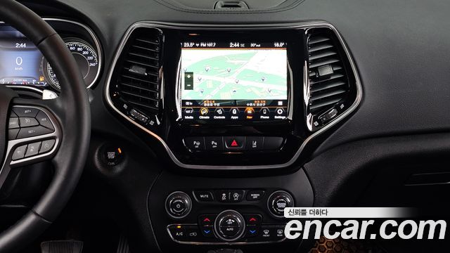 Jeep Cherokee 2021 — photo 23
