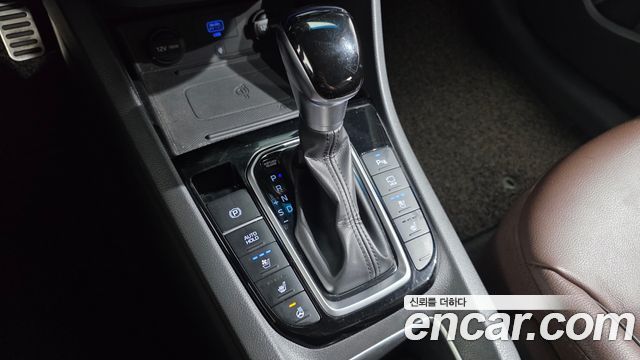 Hyundai Ioniq 2020 — photo 9