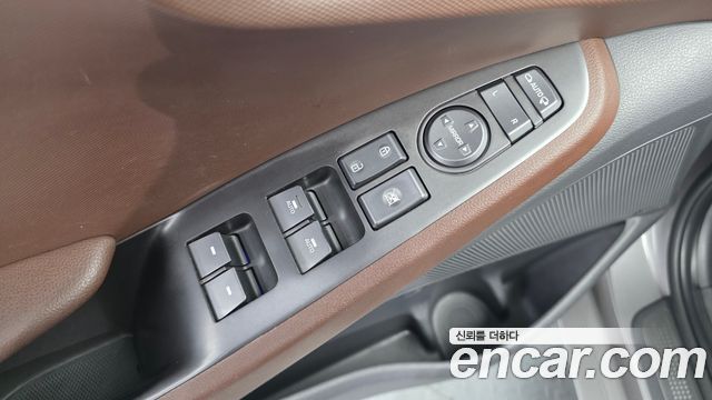 Hyundai Ioniq 2020 — photo 14