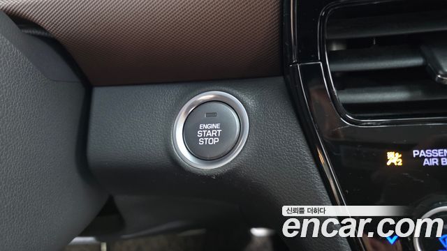 Hyundai Ioniq 2020 — photo 18