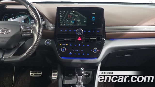 Hyundai Ioniq 2020 — photo 19