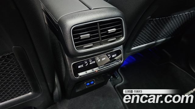 Mercedes-Benz GLE-Class 2025 — photo 37