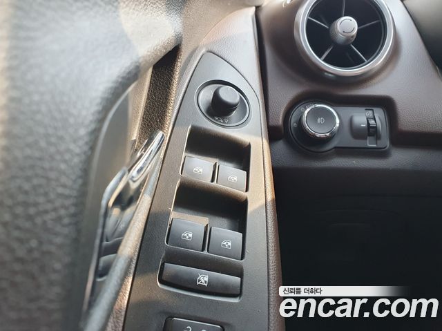 Chevrolet Korea Trax 2015 — photo 16