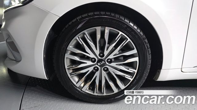 Kia K7 2020 — photo 5