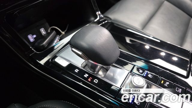 Kia K7 2020 — photo 12