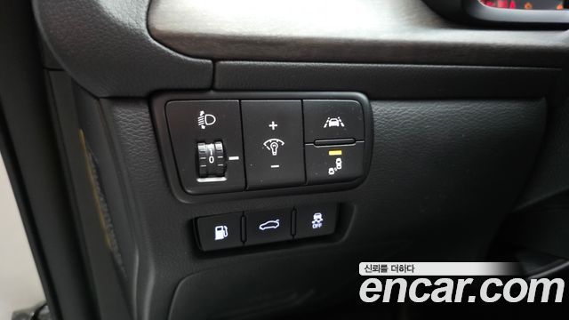 Kia K7 2020 — photo 23