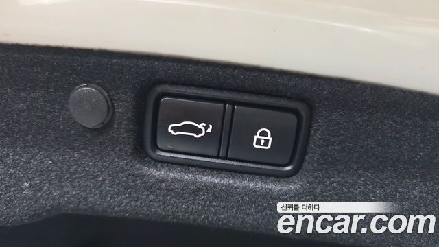 Kia K7 2020 — photo 26