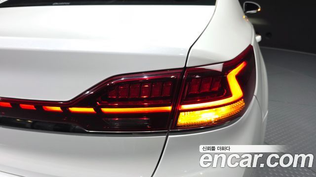 Kia K7 2020 — photo 9