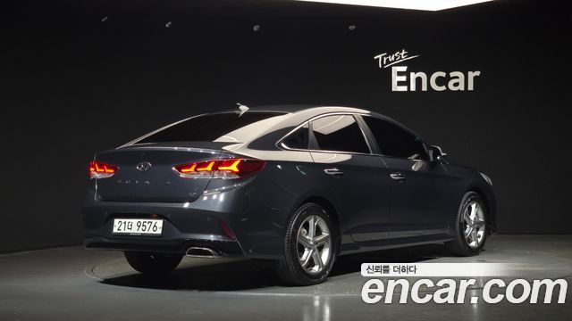 Hyundai Sonata 2018 — photo 2
