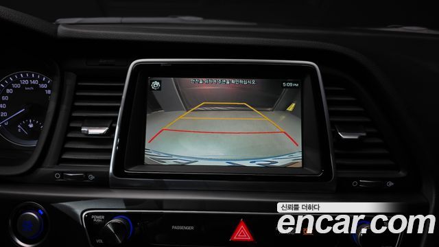 Hyundai Sonata 2018 — photo 15