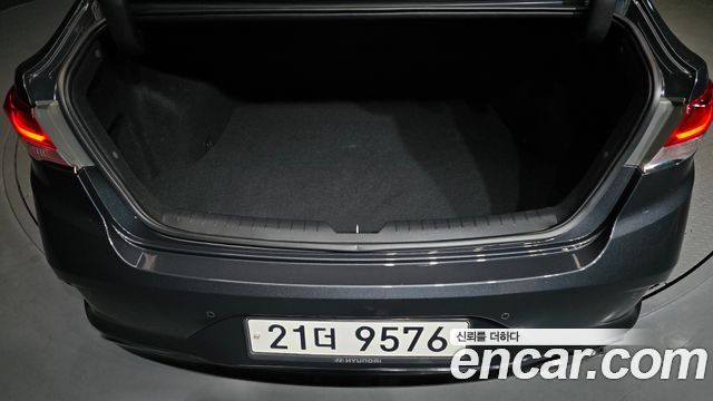 Hyundai Sonata 2018 — photo 20