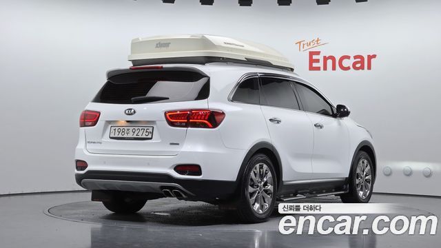 Kia Sorento 2018 — photo 2