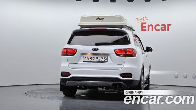Kia Sorento 2018 — photo 4