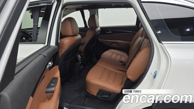 Kia Sorento 2018 — photo 16