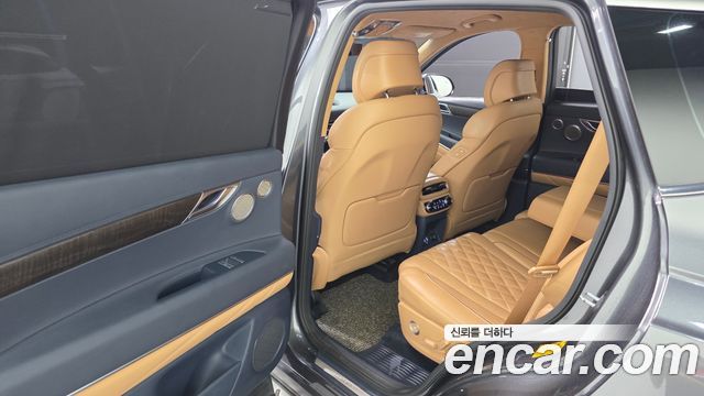 Genesis GV80 2020 — photo 11