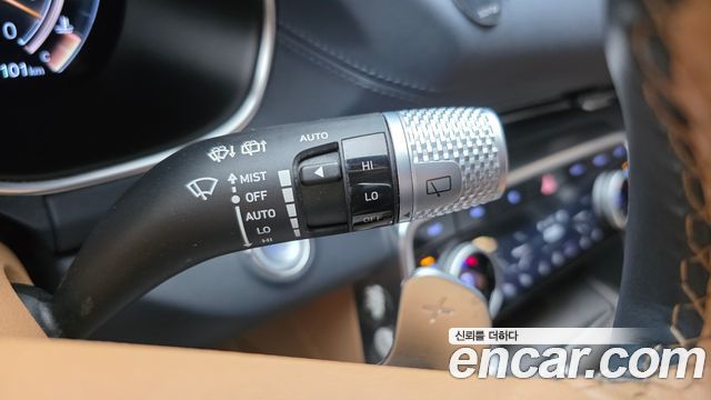 Genesis GV80 2020 — photo 14