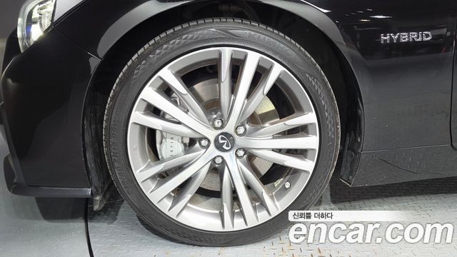 Infiniti Q50 2018 — photo 5
