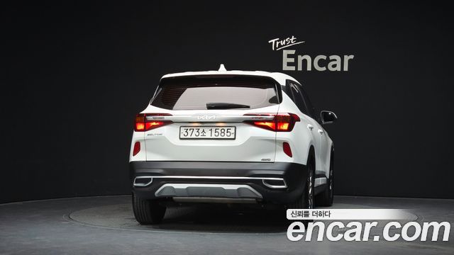 Kia Seltos 2023 — photo 4