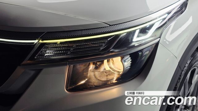 Kia Seltos 2023 — photo 8