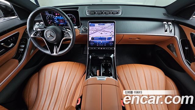 Mercedes-Benz S-Class 2024 — photo 10