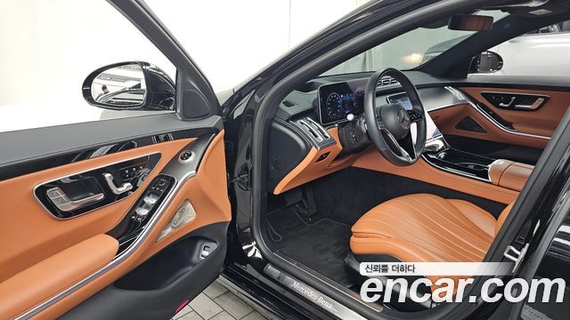 Mercedes-Benz S-Class 2024 — photo 13