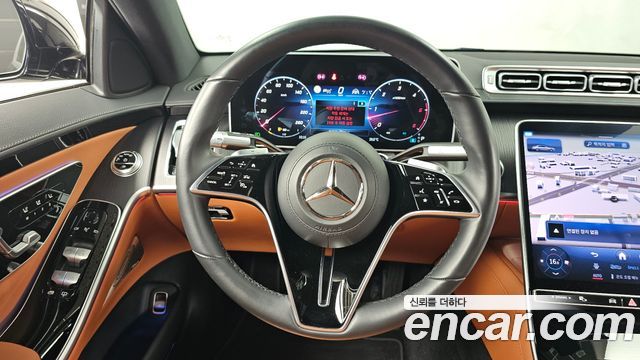 Mercedes-Benz S-Class 2024 — photo 19