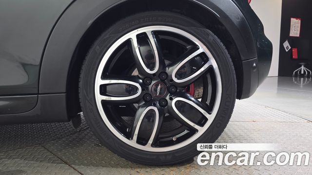 Mini Cooper 2018 — photo 7