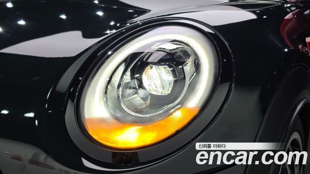 Mini Cooper 2018 — photo 8