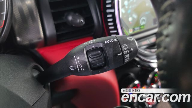 Mini Cooper 2018 — photo 28