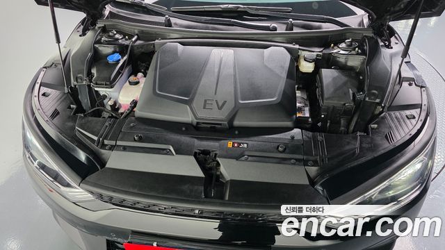 Kia EV6 2023 — photo 6