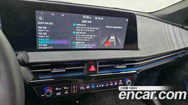 Kia EV6 2023 — photo 22