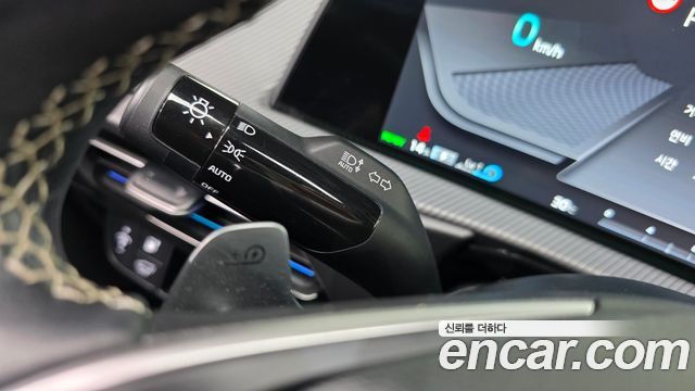 Kia EV6 2023 — photo 28