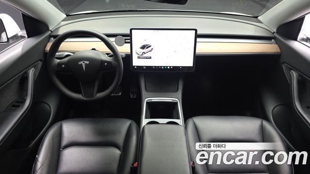 Tesla Model Y 2021 — photo 10
