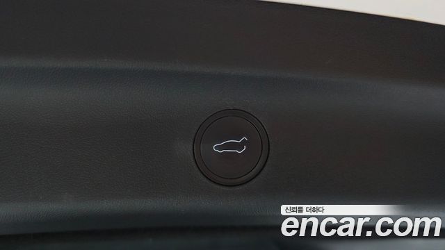 Tesla Model Y 2021 — photo 31