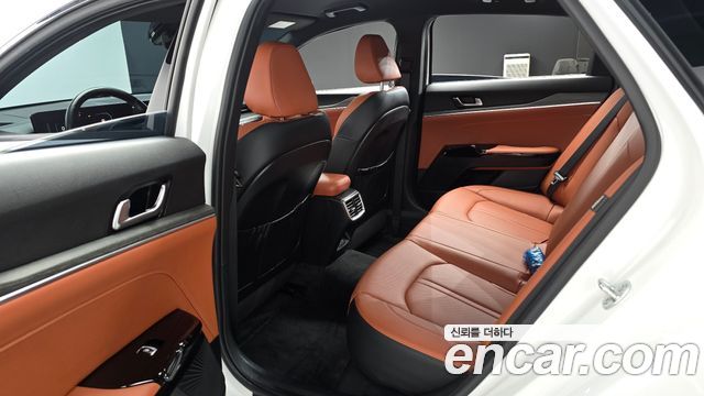 Kia K5 2024 — photo 11