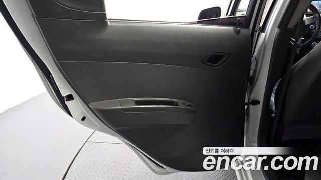 Chevrolet Korea Spark 2014 — photo 15