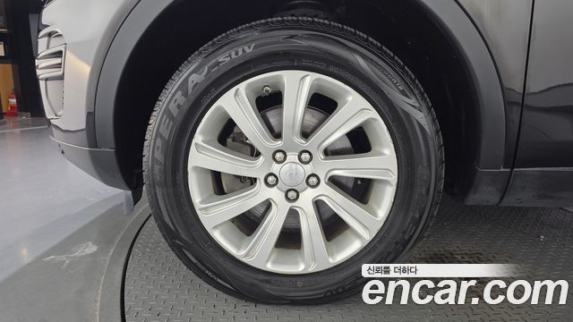 Land Rover Discovery Sport 2016 — photo 5