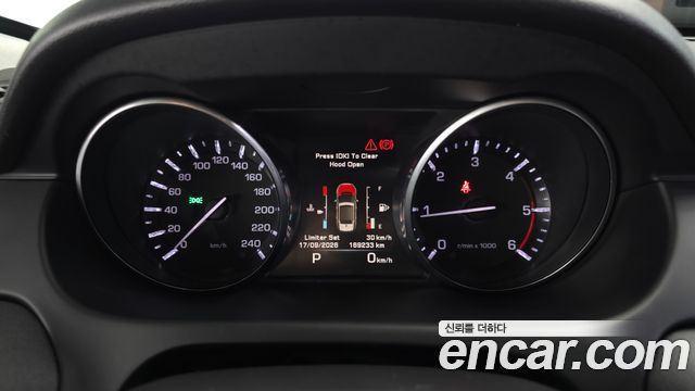 Land Rover Discovery Sport 2016 — photo 8