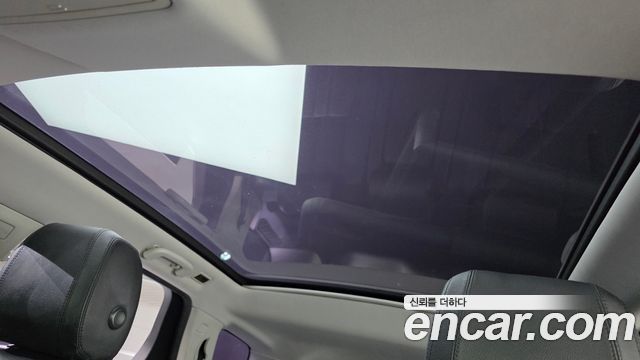 Land Rover Discovery Sport 2016 — photo 16