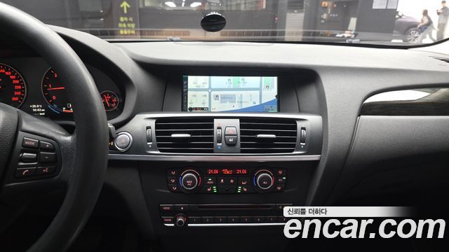 BMW X3 2013 — photo 14