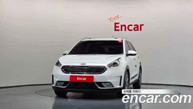 Kia Niro 2017 — photo 3