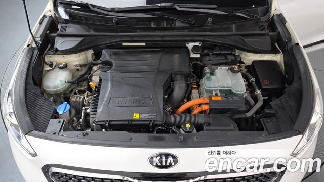 Kia Niro 2017 — photo 6