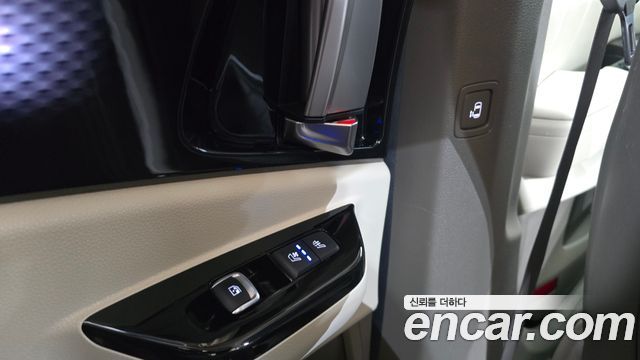 Kia Canival 2022 — photo 20