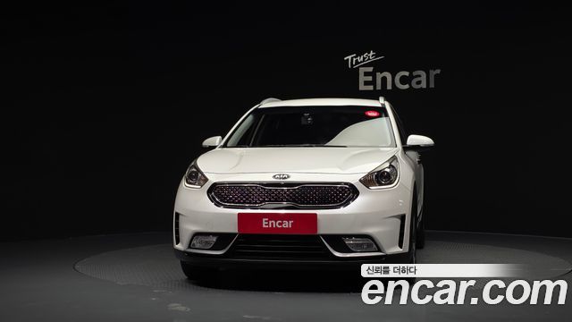 Kia Niro 2017 — photo 3