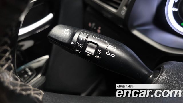 Kia Niro 2017 — photo 19