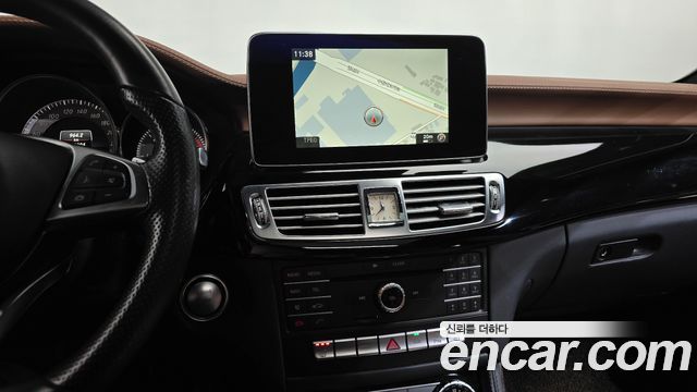 Mercedes-Benz CLS-Class 2017 — photo 12