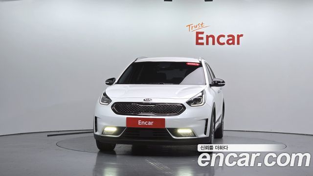Kia Niro 2018 — photo 3