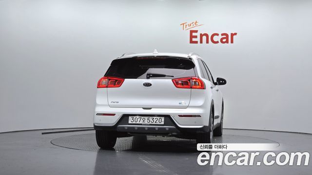 Kia Niro 2018 — photo 4